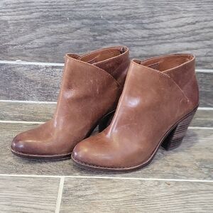 Lucky Brand Tan Brown Leather Ankle Booties Size 5